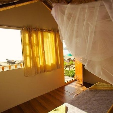 Cuba Patnem Hotel Patnem Beach Екстериор снимка